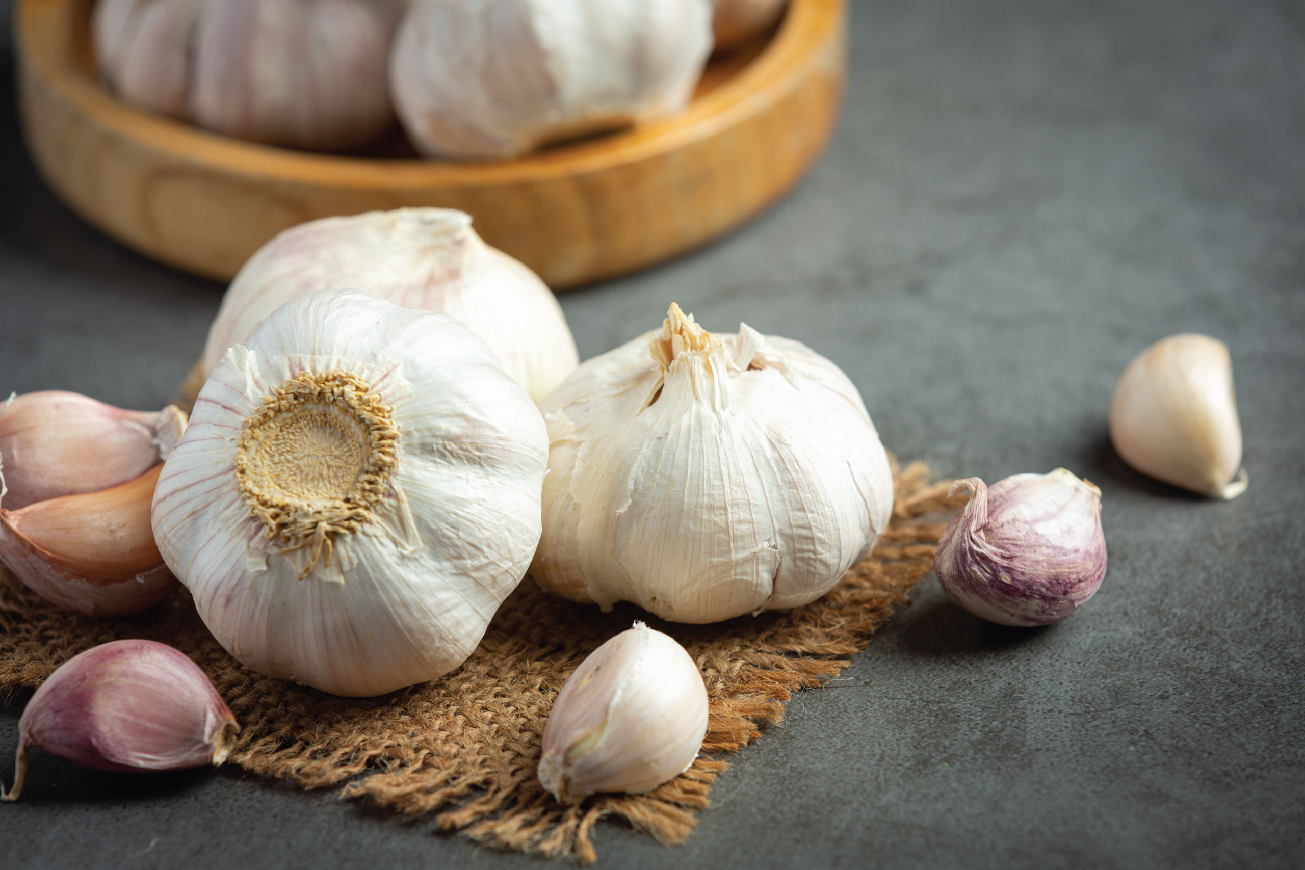 White Garlic With Skin